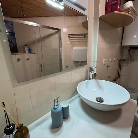 - With Private Garden And Garage * Bellano