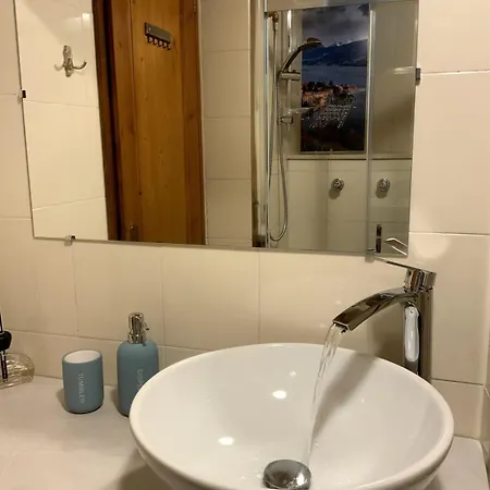 Tatil Evi - With Private Garden And Garage
